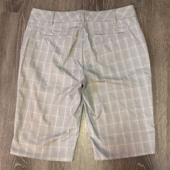 Cutter & Buck walking shorts - Picture 3 of 12